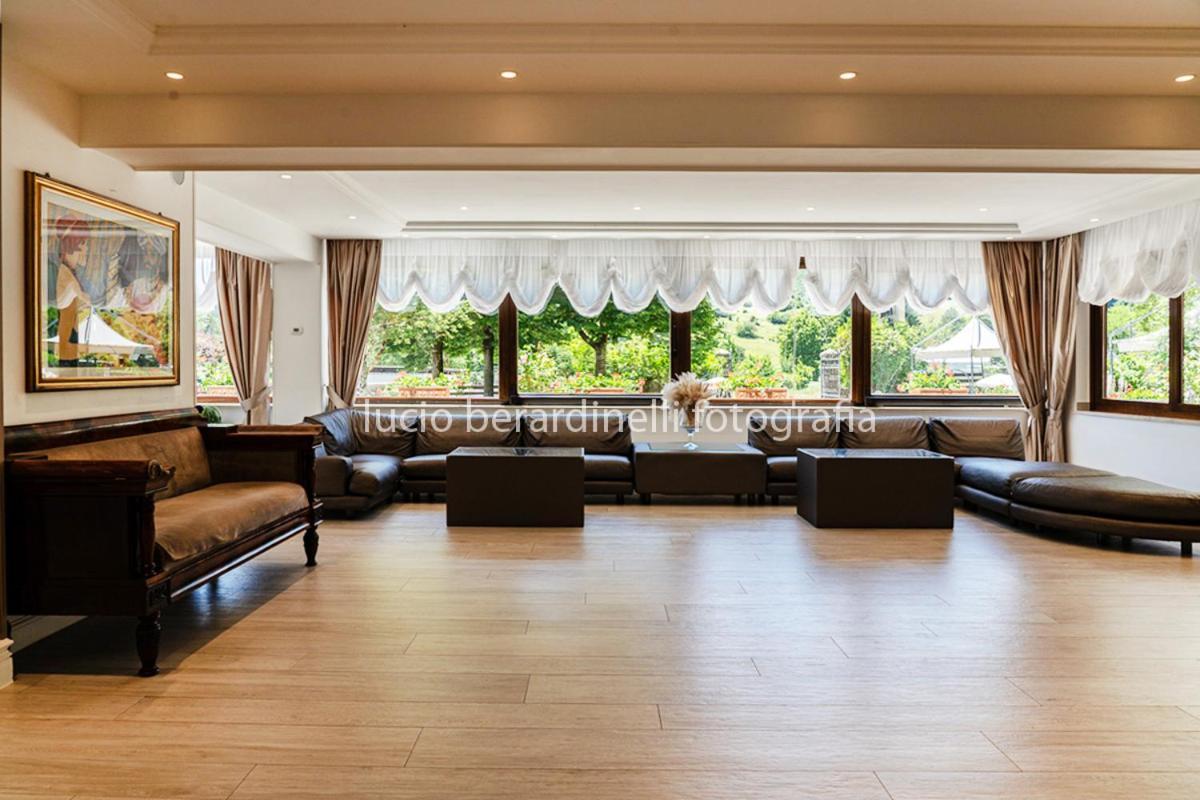 פסקאסרולי Hotel Edelweiss מראה חיצוני תמונה