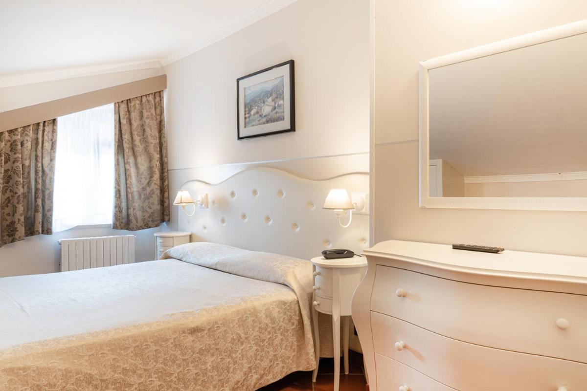 פסקאסרולי Hotel Edelweiss מראה חיצוני תמונה